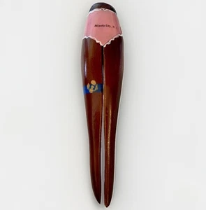 Vintage Sexy Woman’s Legs Nutcracker Pink Panties Flower Garter Made In Japan - Picture 1 of 9