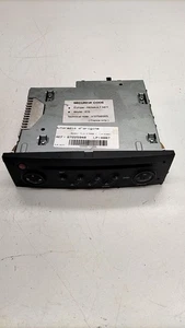 RADIO ORIGINAL ORIGINAL Renault Clio III (BR/CR) 8200607915 #67225948 - Bild 1 von 3