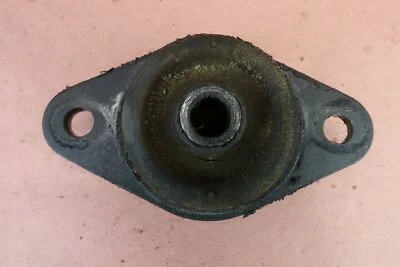 Harley-Davidson Electra Glide 2007-2012 montaje motor goma montaje delantero Foto 1 de 4