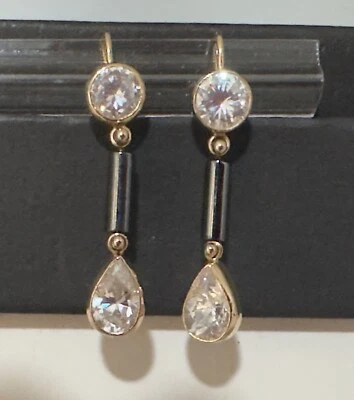 Pendientes colgantes reales de oro amarillo de 14kt hechos en Italia Foto 1 de 4