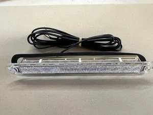 Hella LED Warning Light Blue Xd 959 073-651 24V - Picture 1 of 3