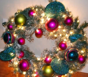 Weihnachtsfeiertag beflockter Kranz beleuchtet blau rosa metallic Maßanfertigung NEU  - Bild 1 von 9