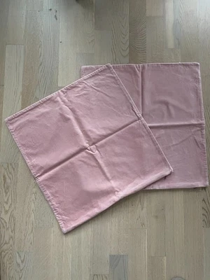 IKEA Kissenbezüge 2 Stück 50x50cm "SANELA" Rosa Samtoptik - Bild 1 von 3
