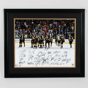 Vegas Golden Knights Team foto firmata 16x20 LE 102/109 - COA Fanatici - Foto 1 di 7