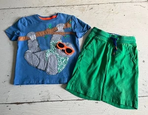 Boy's MINI BODEN Size 4-5 Blue Sloth Theme Shirt + Green Shorts Set - Picture 1 of 2