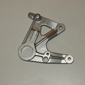 Ducati Monster M821 Support de étrier arrière / Rear Calliper Bracket - Picture 1 of 1