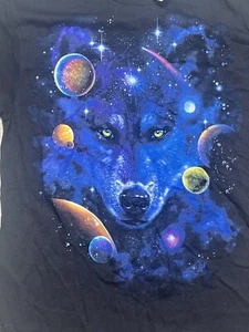 T-shirt DOM Space Wolf Galaxy Planets nera uomo taglia media 100% cotone nuova con etichetta - Foto 1 di 15