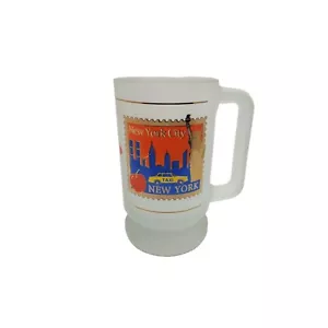vintage 1990s the big apple new york city taxi twin tower skyline frosted beer m - Picture 1 of 4