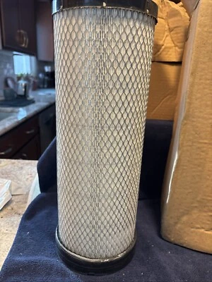 New NOS CAT Air Filter 6I-2504 Baldwin RS3507 Wix 46595 - Image 1 of 2