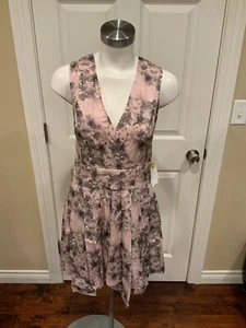 Robert Rodriguez Pink & Gray Floral Fit & Flare Dress w/ Slit Back, Sz 4 - Picture 1 of 9
