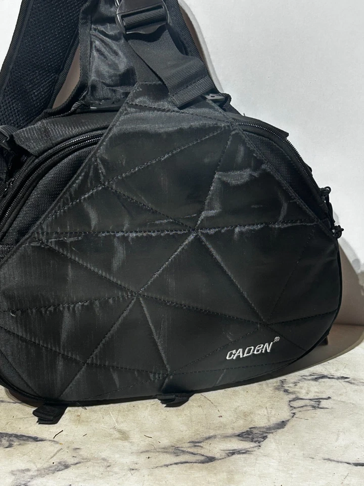 CADeN K2 Triangle CrossbodyDSLR Splashproof Nylon Camera Bag - Image 1 of 4