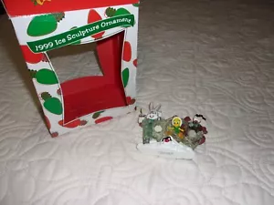 Warner Bros Studio Store Ornament - 1999 Ice Sculpture - Picture 1 of 1