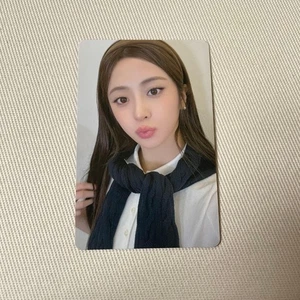 YUNJIN LE SSERAFIM SPAGHETTI JAPAN UMS Lucky Draw Official Photo card vol.2 - Picture 1 of 24