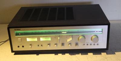 Receptor estéreo AM FM sonido natural Yamaha CR-840 de colección Foto 1 de 4