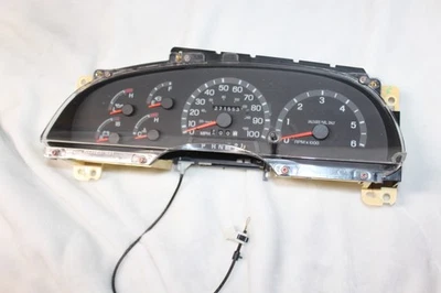97-99 Ford F150 F250 INSTRUMENT CLUSTER Gauges SPEEDOMETER 271k Auto CLEAN - Image 1 of 4