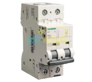ONE New Siemens Circuit breaker 5SY6220-8CC - Picture 1 of 1