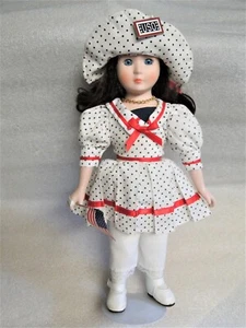 MUÑECA SEYMOUR MANN de 13" Vestido Marinero Lunares Patriótico Bandera de EE. UU. Prendedor USO - Imagen 1 de 13