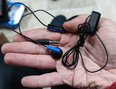 cuffie mono originali Sony PS4 Playstation 4 auricolare gioco videogioco - Immagine 1 di 4