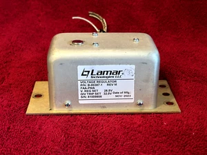 REGULADOR DE TENSIÓN LAMAR 28.5V P/N B-00387-1 CON CONECTOR - Imagen 1 de 7