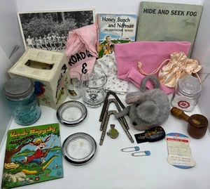MIXED JUNK DRAWER LOT OF 20+ VINTAGE Miscellaneous Estate Sale Items - Picture 1 of 24
