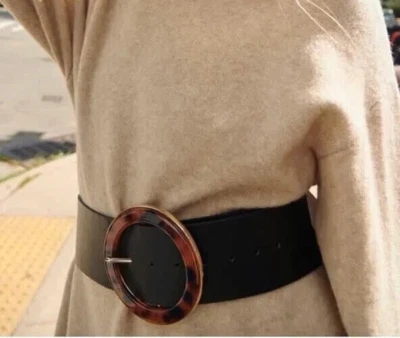 NUEVO CON ETIQUETAS ZARA MUJER ANCHO ACETATO HEBILLA CINTURÓN NEGRO TALLA 30/80 Foto 1 de 4