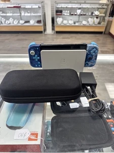 Nintendo Switch OLED-Modell HEG-001 Handheld-Konsole - 64GB - Custom Controller - Bild 1 von 7