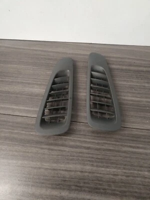 MERCEDES VITO VIANO W639 LEFT/RIGHT AIR VENT GRILL  P/N A6398310000  - Image 1 of 4