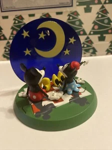 Starry-Eyed Sweethearts Christmas Disney Hallmark Keepsake Mickey Ornament NIB - Picture 1 of 12
