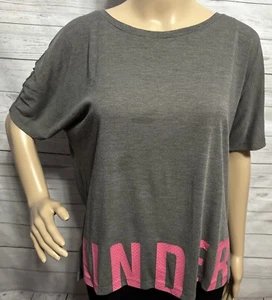 Under Armour Heat Gear T-Shirt Medium Gray Pink Jersey Style Lettering Casual - Picture 1 of 15