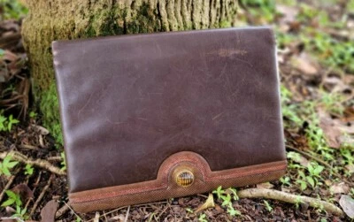 Bolso sin asas vintage Judith Leiber cuero marrón detalle serpiente bloqueo giratorio  Foto 1 de 4