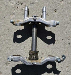 Kawasaki KX65 KX 65 OEM Triple Tree Clamp - Foto 1 di 3