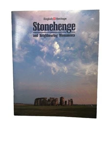 Stonehenge Neighbouring Monuments Booklet United Kingdom England Travel 1981 VTG - Imagen 1 de 6