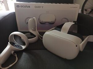 Meta Oculus Quest 2 64Go Casque VR - Blanc - Très bon état