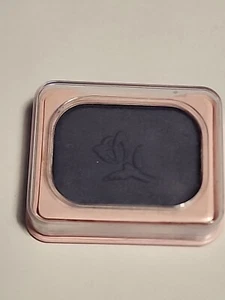 Mary Kay Powder Perfect Eye Color ~ NEW - Discontinued ~ ccm2 - Picture 1 of 2