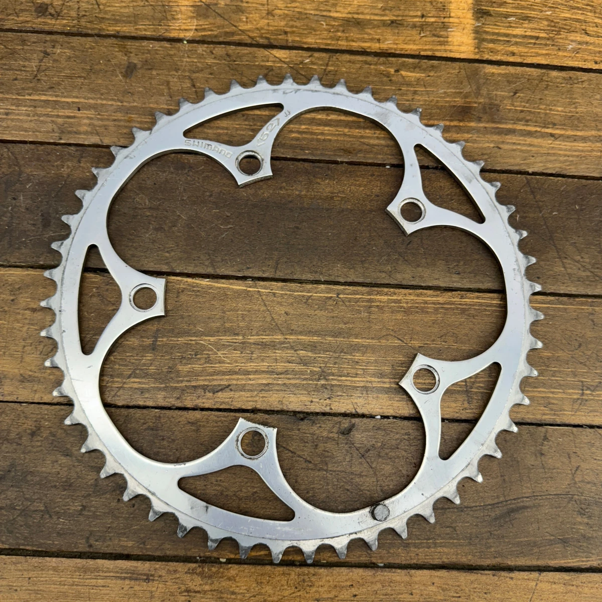 シマノ　ギア　52T Amazon | SHIMANO(シマノ) スパイク付チェーンリング 52T-B チェーン