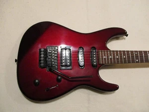Fender  Squier   1989  (HM)  HSS   midnight red wine with hard case - Picture 1 of 6