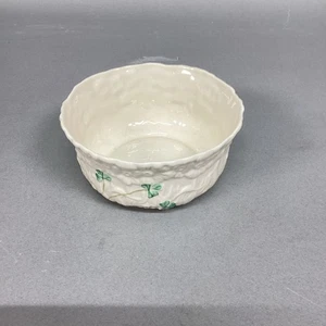 Piatto Vintage Belleek Daisy Bon Bon Trifoglio Verde Parian Irlanda - Foto 1 di 8
