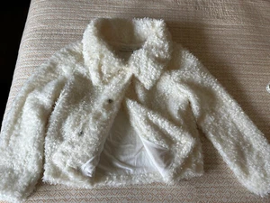 Bishop and Young flauschig pelzig elfenbeinweißer Kragenmantel Jacke S - Bild 1 von 8