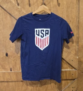 Nike USA T Shirt Soccer Blue Youth Size XL Athletic Cut - Picture 1 of 5