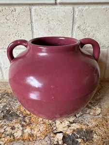 Jarrón de rosa mate vintage B17 Zanesville Pottery Company ZSC - Imagen 1 de 8