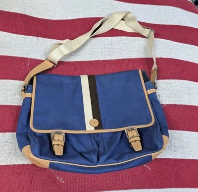 COACH Signature Canvas Leather Trim Voyager Messenger Crossbody Bag Large F70201 - Image 1 of 4