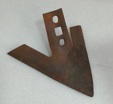 VINTAGE  8 1/2 x 8"  GARDEN MALTA "V" CULTIVATOR/PLOW ATTACHMENT Cover