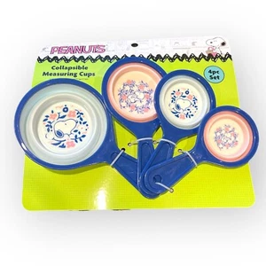 Peanuts Snoopy 4 Piece Kitchen Set Collapsible Measuring Cups NEW - Picture 1 of 1