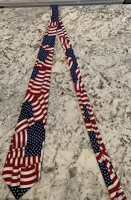 Corbata patriótica Umo Lorenzo bandera americana para hombre usada en excelente estado Foto 1 de 4
