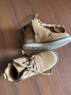 Eddie Bauer Wheat Fashion  Boots Toddler Size 9 Tan Brown Zip Up Ankle Boys Girl - Image 1 of 4