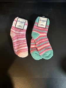 Womens Socks Snugadoo Blue Pink White Lot of 2 Super Soft New - Picture 1 of 1