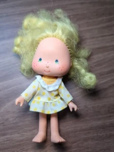 Mini bambola vintage 1979 limone meringa fragola shortcake 5" Hong Kong - Foto 1 di 8