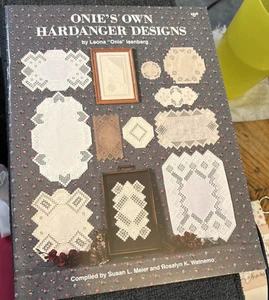Vintage Rare Onie's Own Hardanger Designs 1992 Pattern Bk - Bild 1 von 8