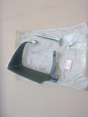 Dodge Colt Plymouth Champ 1982 82 nuevo en stock Mitsubishi kit de bisel de faro derecho Foto 1 de 3