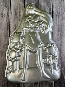 Wilton Disney 1995 Pocahontas w/ Sunflowers Cake Baking Pan Mold 2105-3700 - Picture 1 of 7